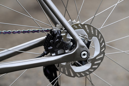 ABANICOS TEAM frameset. (race)